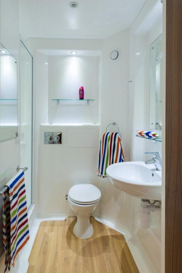 Zeni Ensuite Rooms In Exeter Eksteriør billede